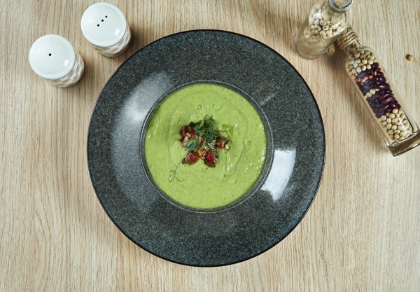 Cold avocado and zucchini soup