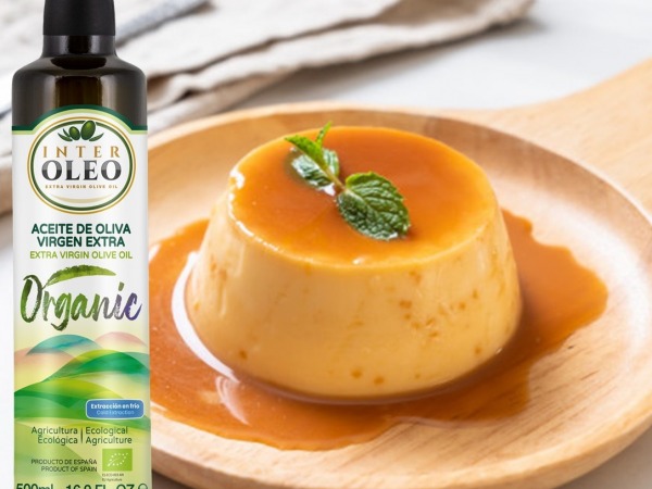 Caramel custard with extra virgin olive oil 